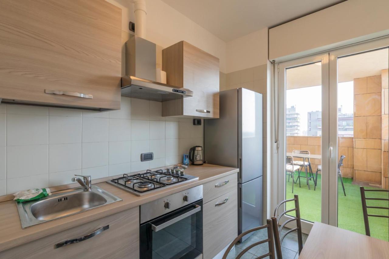 Splendida Terrazza Su Arcimboldi - Milano Bicocca Apartamento Exterior foto